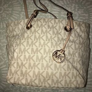 Michael Kors tote